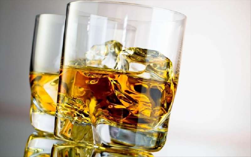 Αλκοόλ: Συνέπειες και σημαντικές βλάβες στο DNA αλκοολ συνεπειες